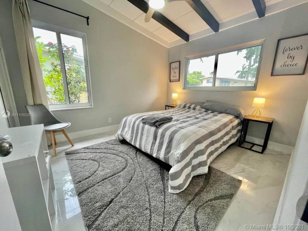 Waterfront Escape 3 Bed 2 Bath Holiday home Fort Lauderdale