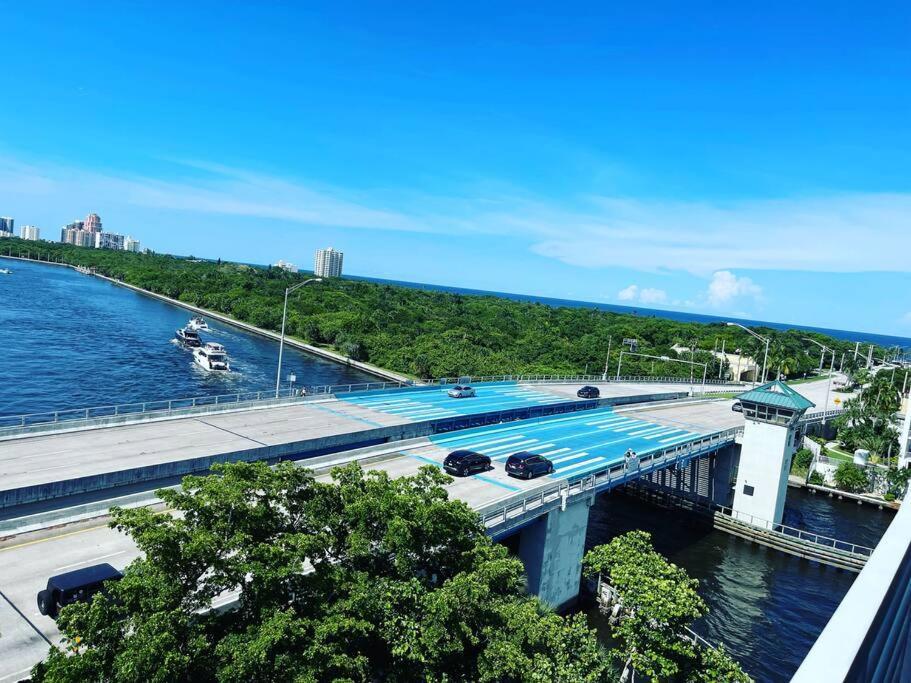 New Luxury Water Front Apartment Fort Lauderdale