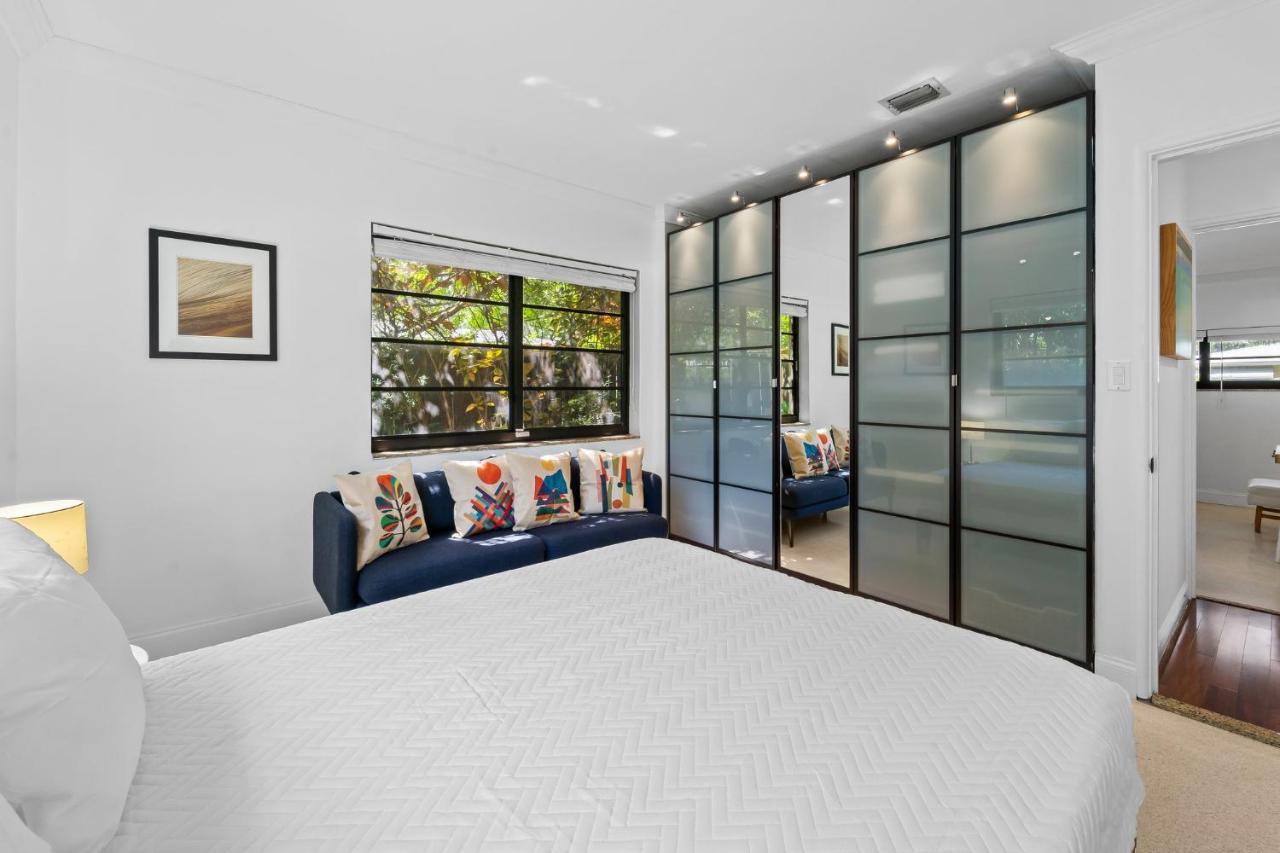 Holiday home 7 Minutes To Saltwater Pool Open Floor Plan