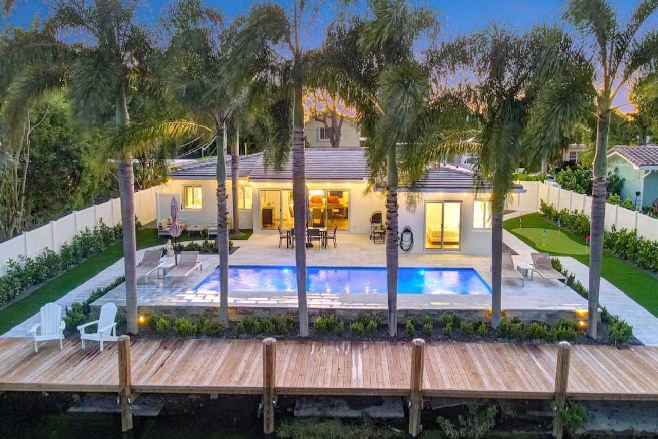 Lakefront Family Fun With Private Dock 3br 2b Holiday home Fort Lauderdale