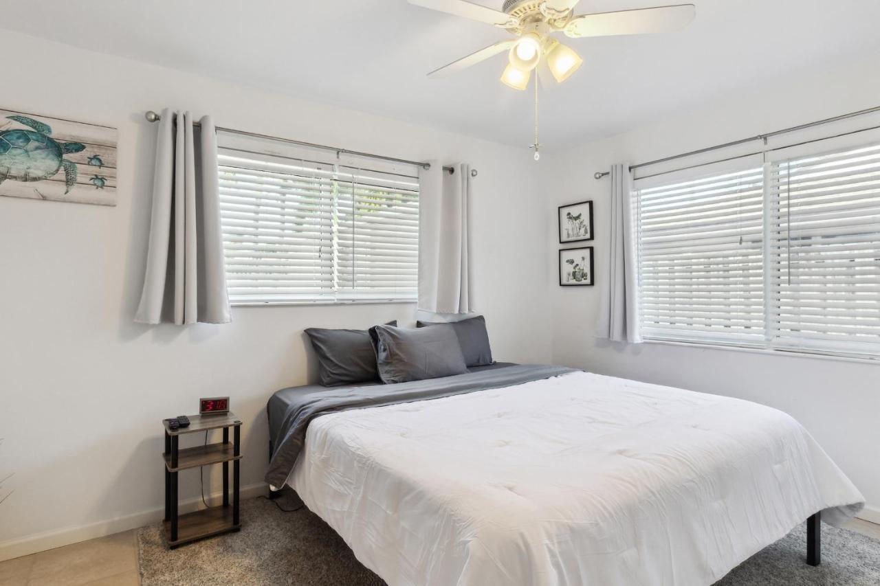 Chic Lauderdale House With Private Pool Holiday home *