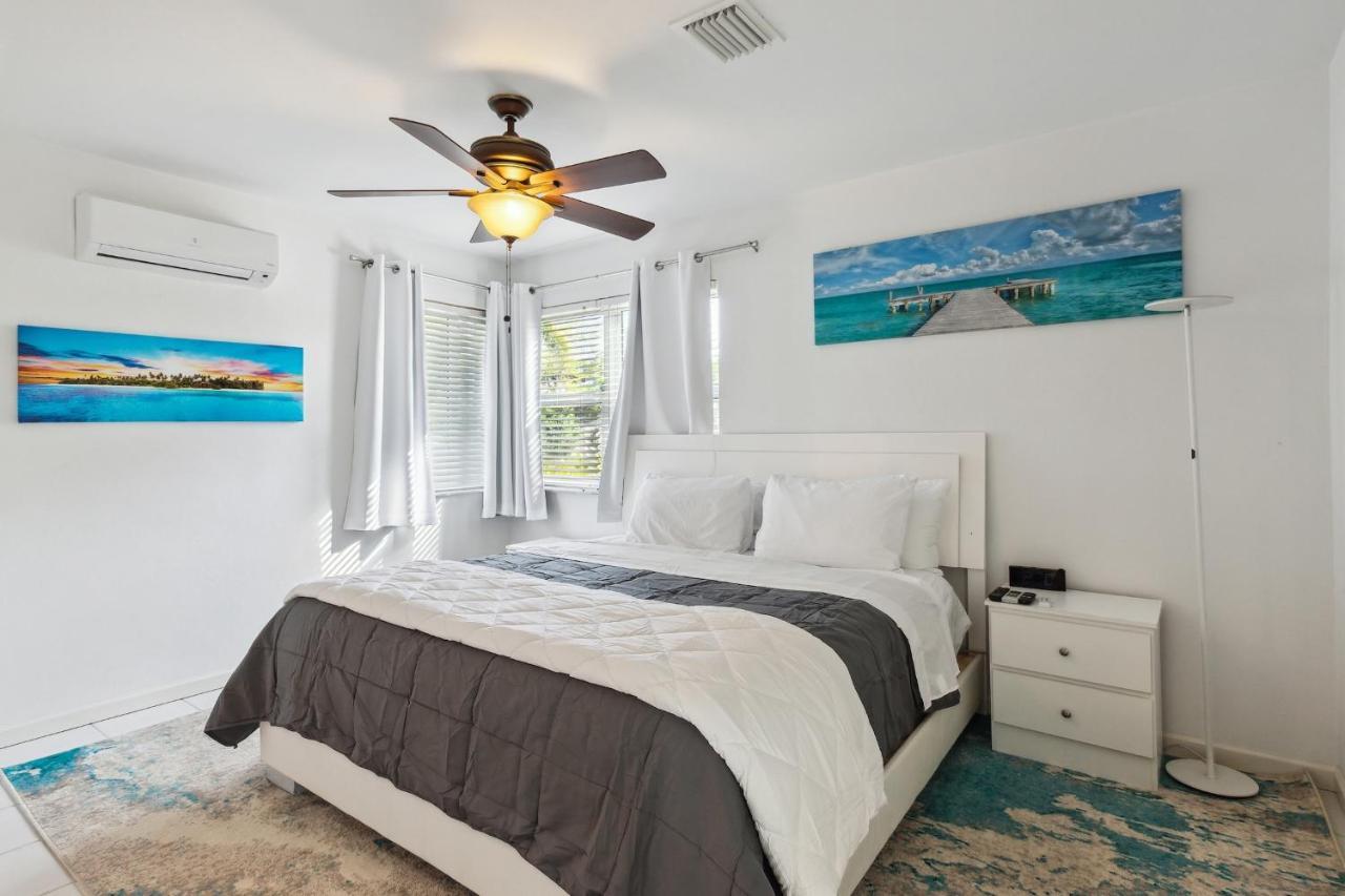 Chic Lauderdale House With Private Pool Holiday home