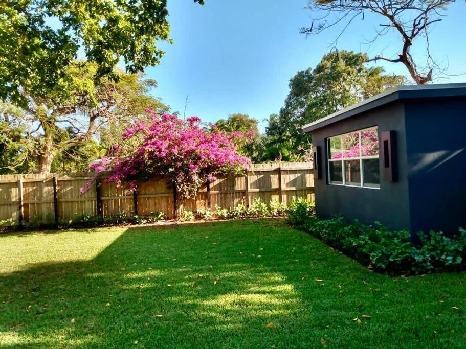 Oasis With Insane Outdoor Area Near Wilton Manors Holiday home