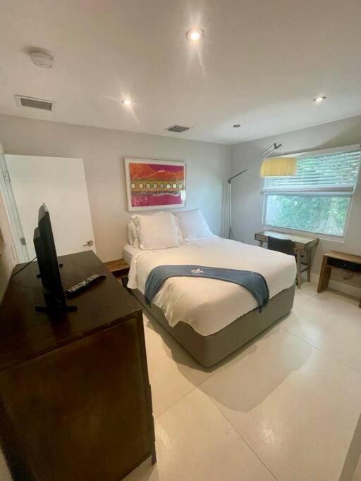 Oasis With Insane Outdoor Area Near Wilton Manors Fort Lauderdale