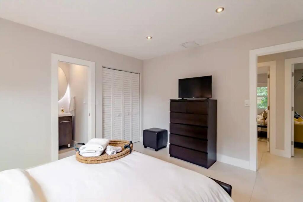 Oasis With Insane Outdoor Area Near Wilton Manors Fort Lauderdale
