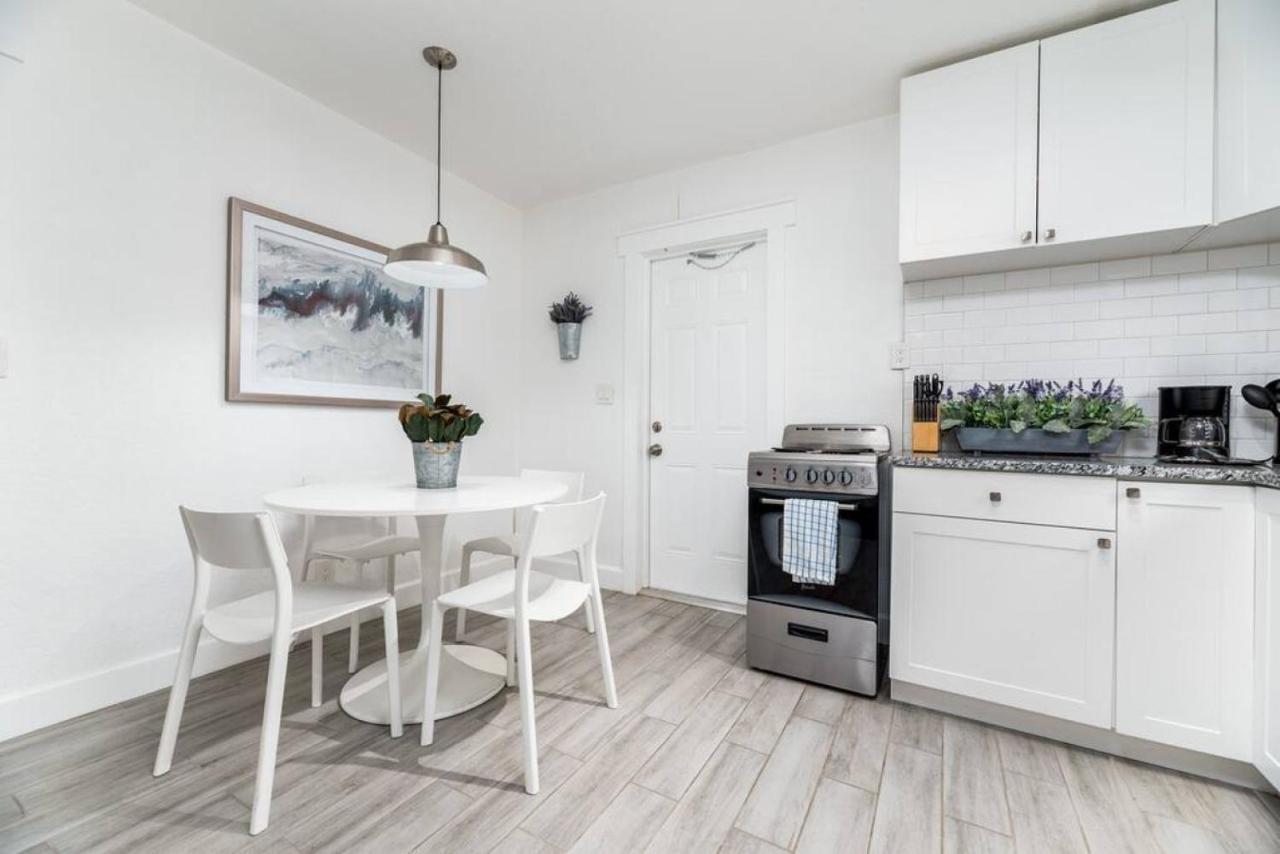 Comfy At Middle River 3 Apartment Fort Lauderdale
