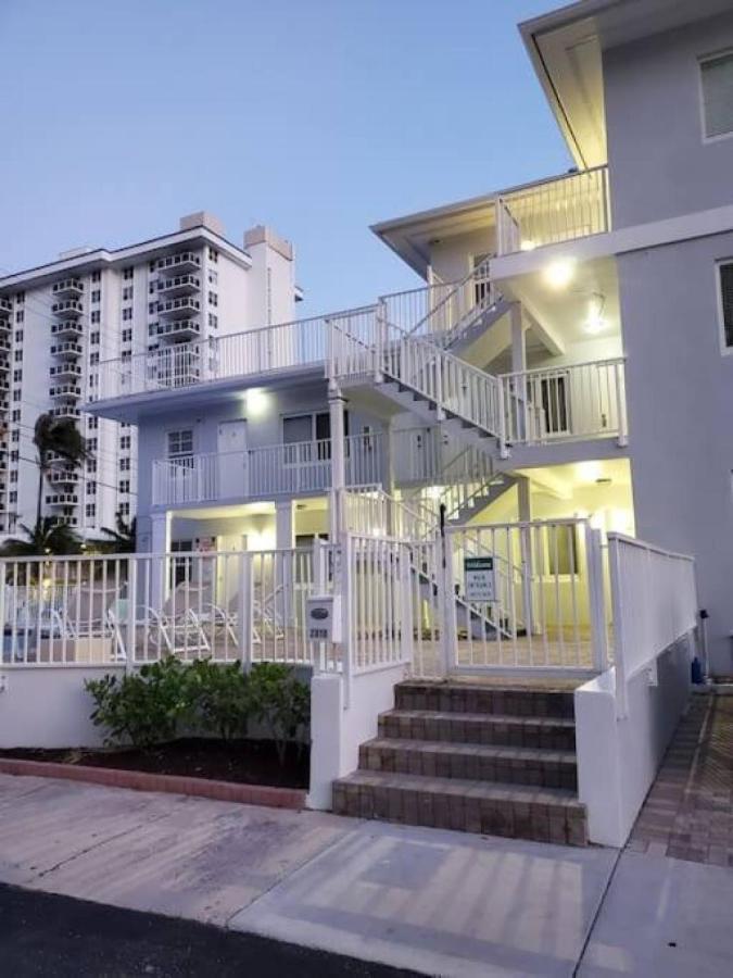 Bayshore Breeze Free Parking 1 * Fort Lauderdale