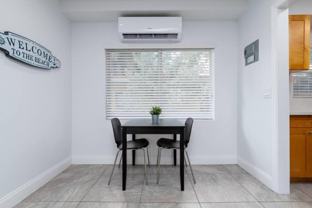 Bayshore Breeze Free Parking 7 *