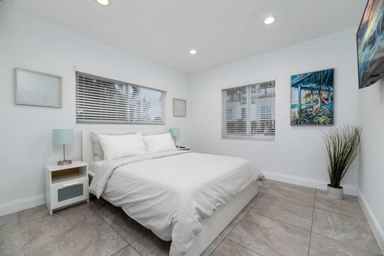 Bayshore Breeze Free Parking 1 * Fort Lauderdale