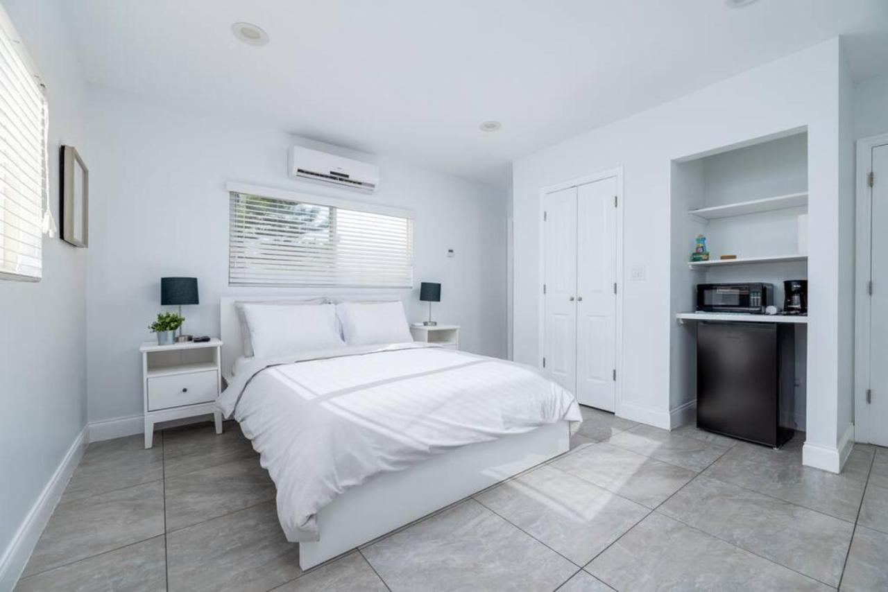 Bayshore Breeze 10 Apartment