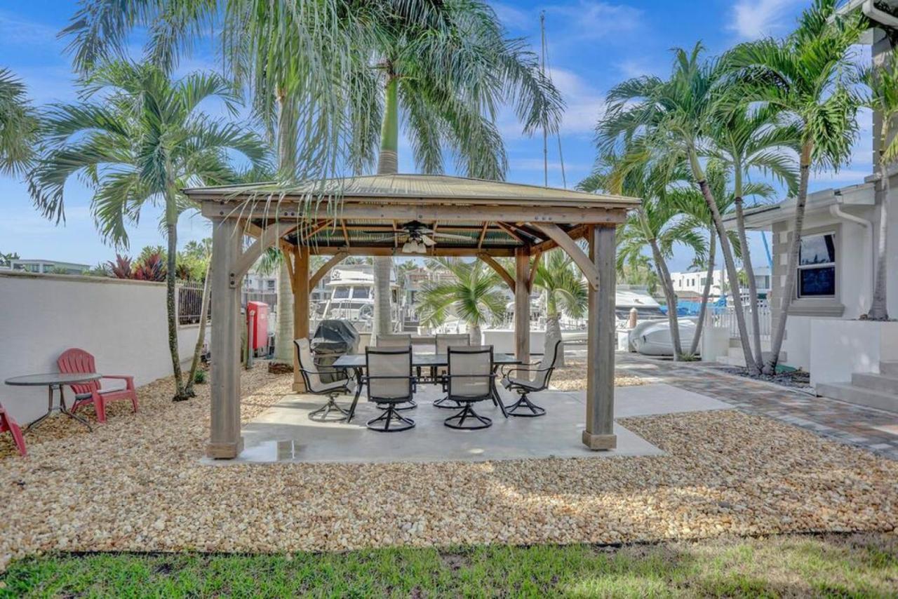 Isles Modern In Lauderdale *