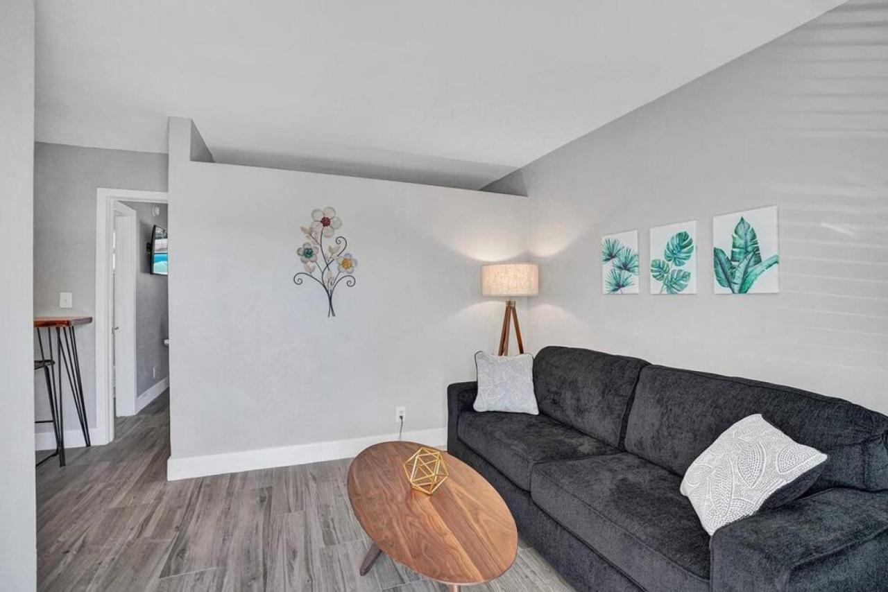 Rustic Retreats Beachy 1br For 4 Guests In The Heart Of Lauderdale * Fort Lauderdale