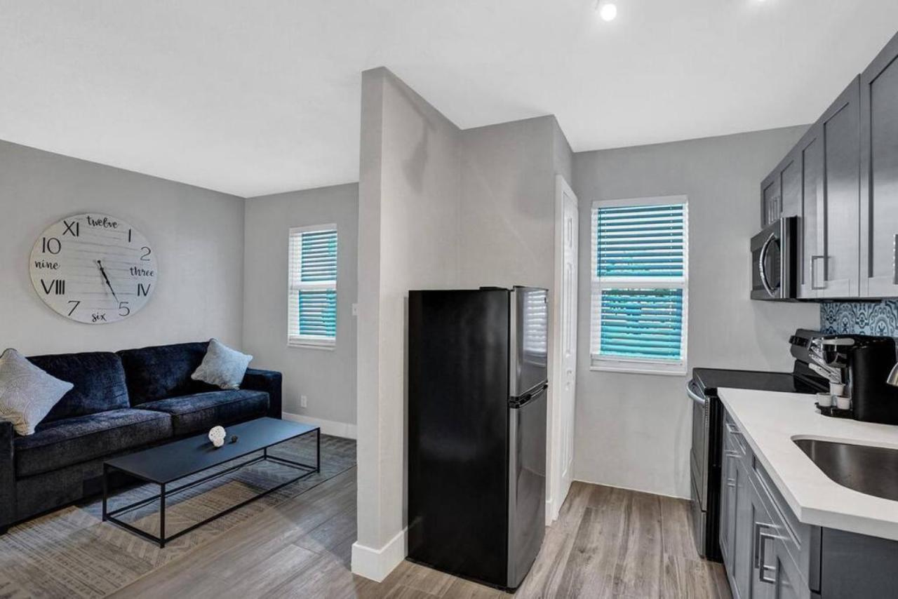 Apartment Rustic Retreats Cozy 1br For 4 Guests In The Heart Of Lauderdale *