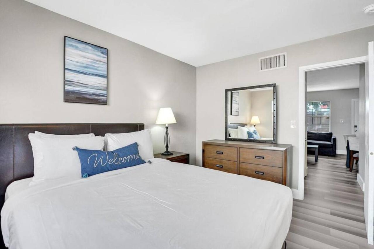 Apartment Pionciana Getaway 1br Near Fll Airport *