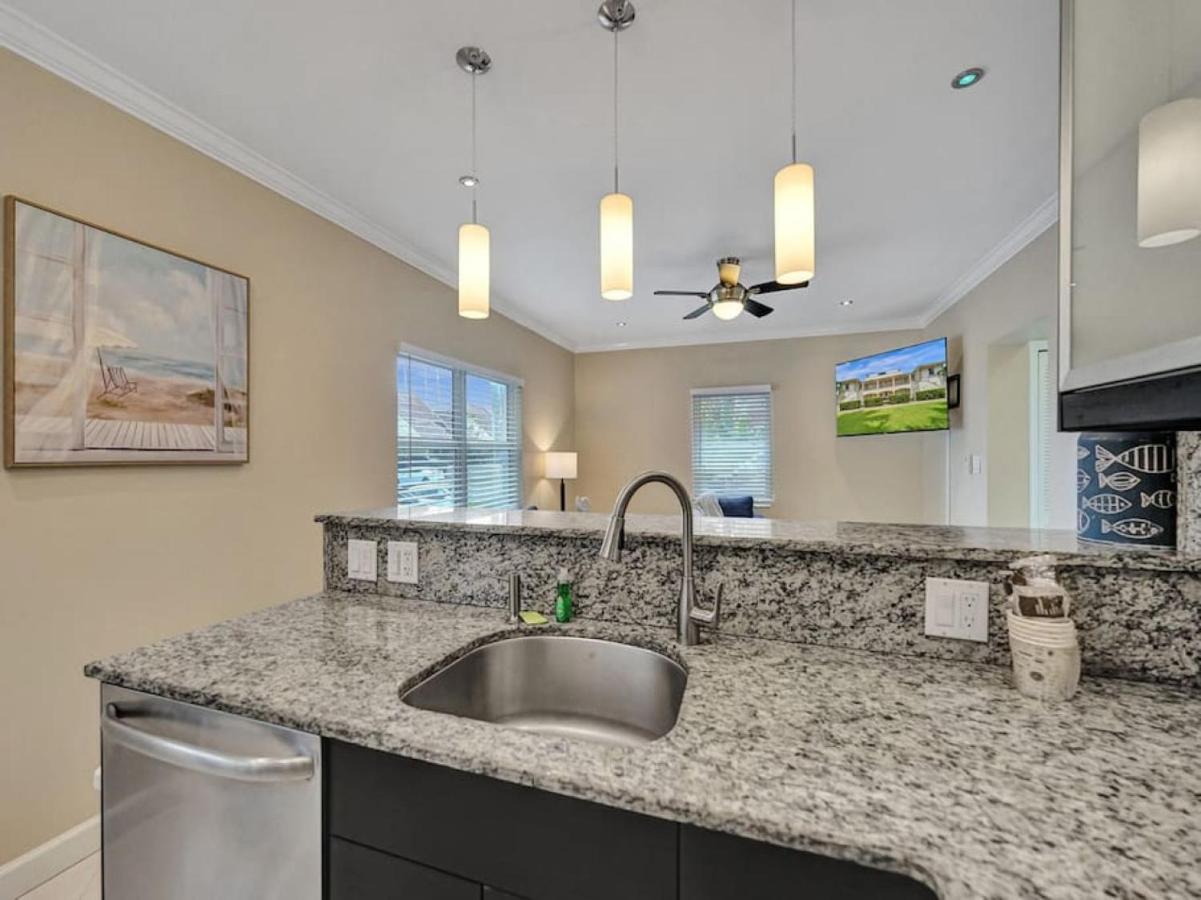 Isles Modern 1br In Lauderdale With Patio Fort Lauderdale