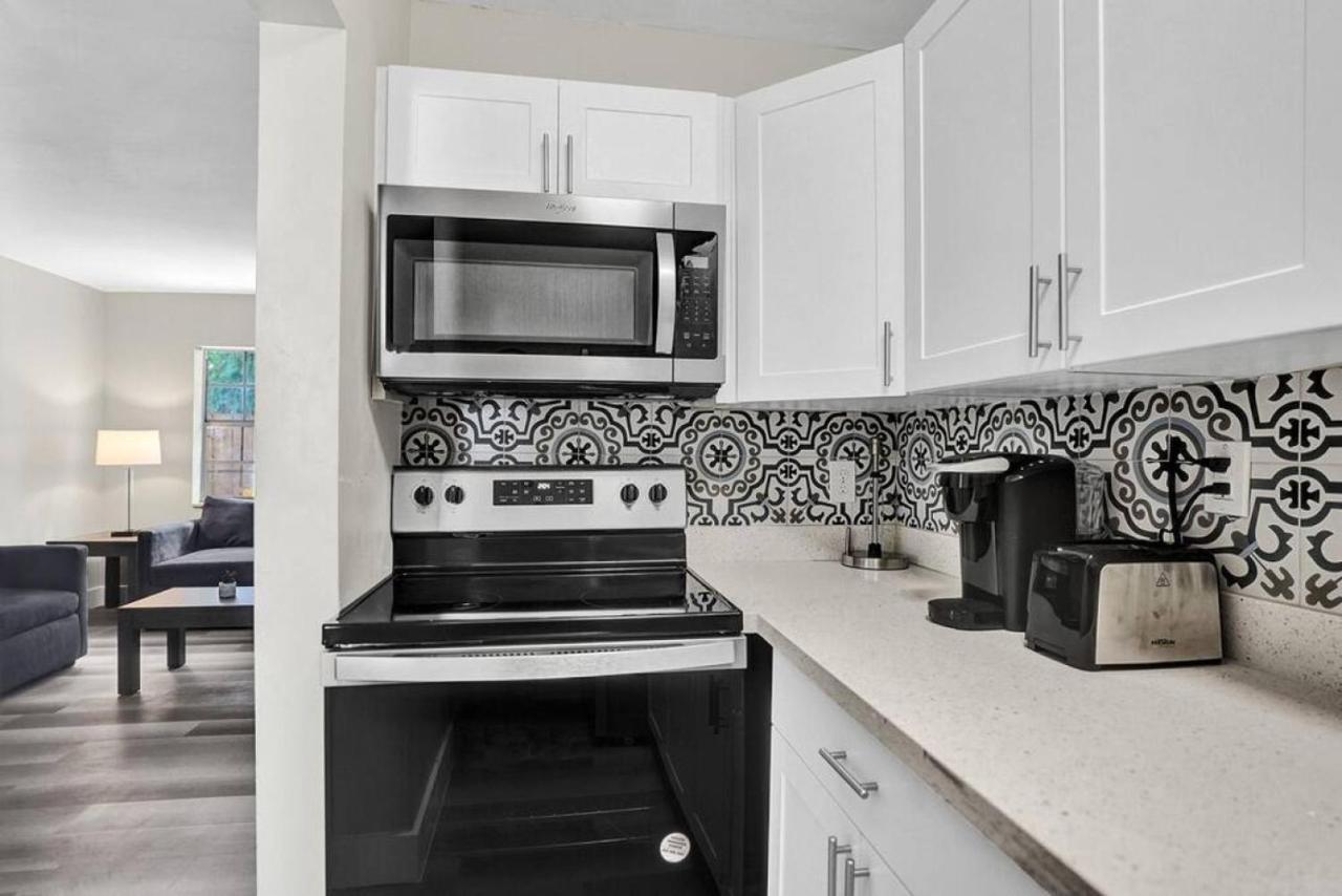 Pionciana Getaway 1br Near Fll Airport *