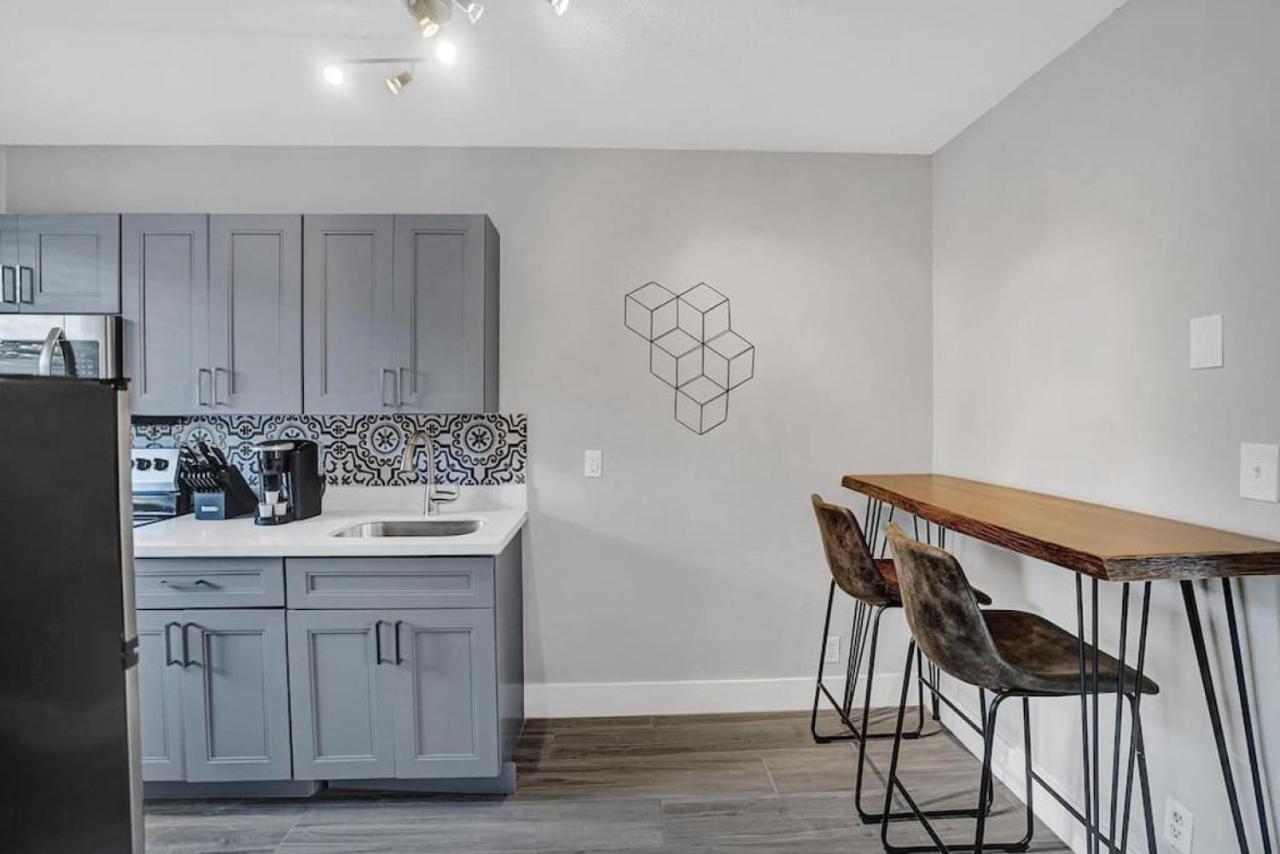Rustic Retreats Cozy 1br For 4 Guests In The Heart Of Lauderdale *