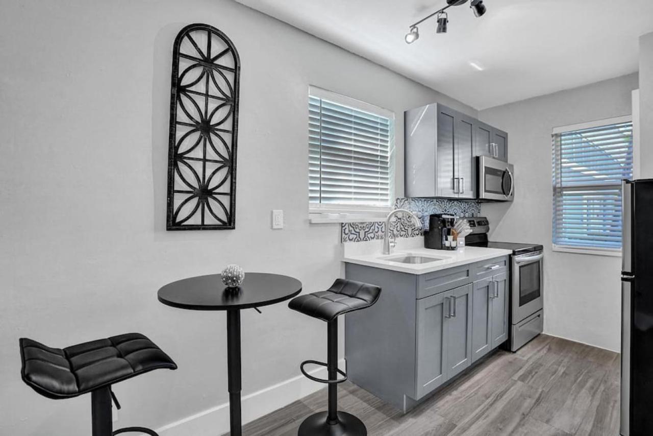 Rustic Retreats Cozy 1br For 4 Guests Minutes From Olas Apartment