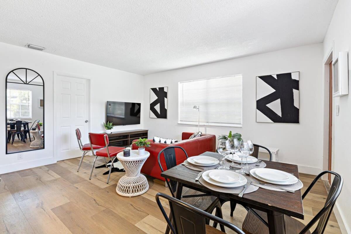 Lovely 2 Bedroom With Free Parking On Premises