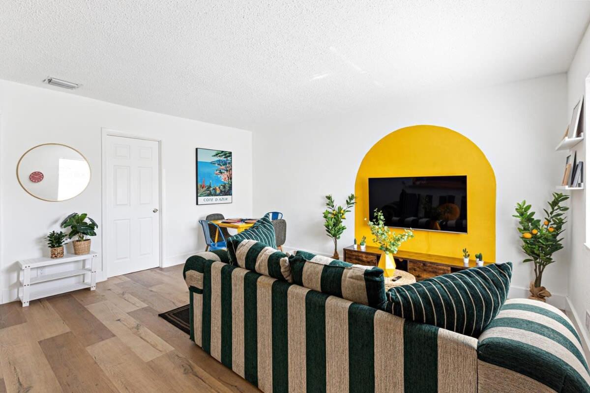 Lovely 2 Bedroom In Sailboat Bend Holiday home Fort Lauderdale