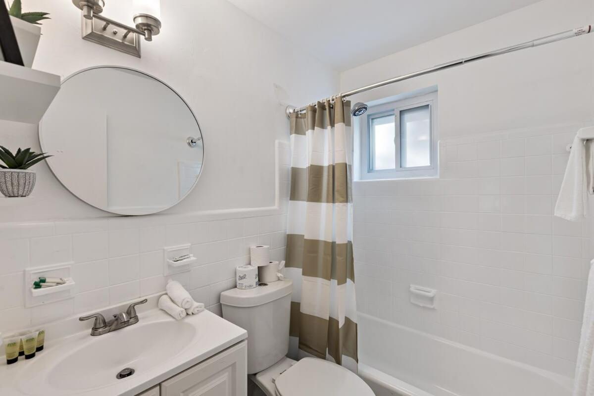 Charming Cozy @ Ridge Apartment *