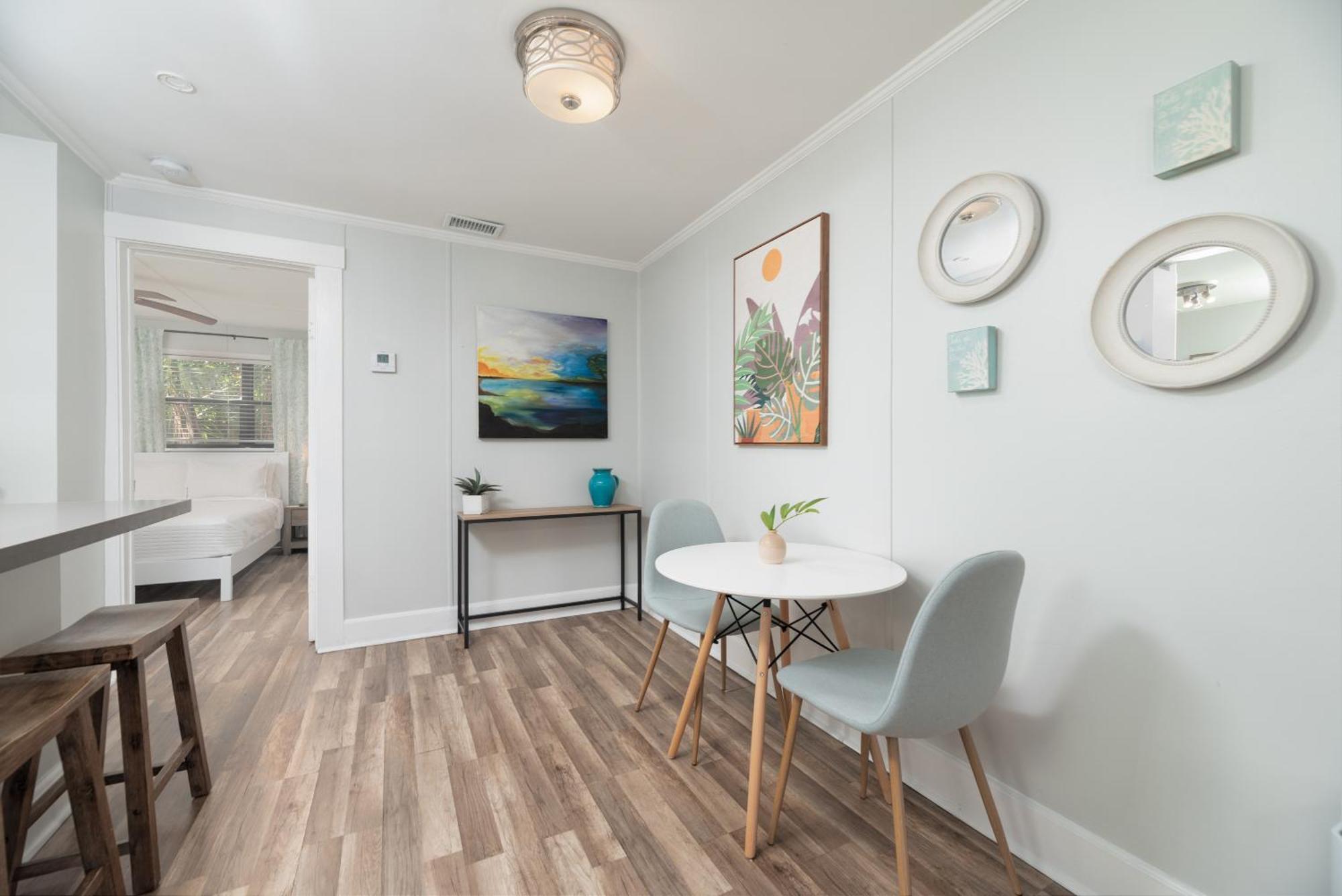 The Flats At Riverside Park 2 Apartment