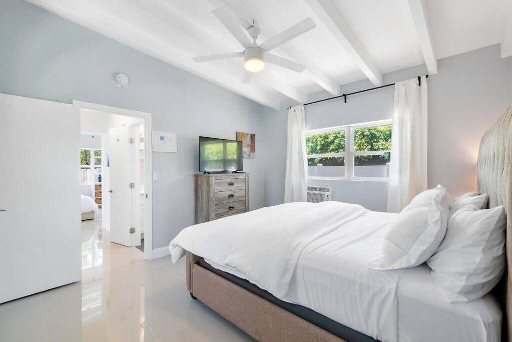 Apartment Together But With Privacy 3 Units And Private Pool *
