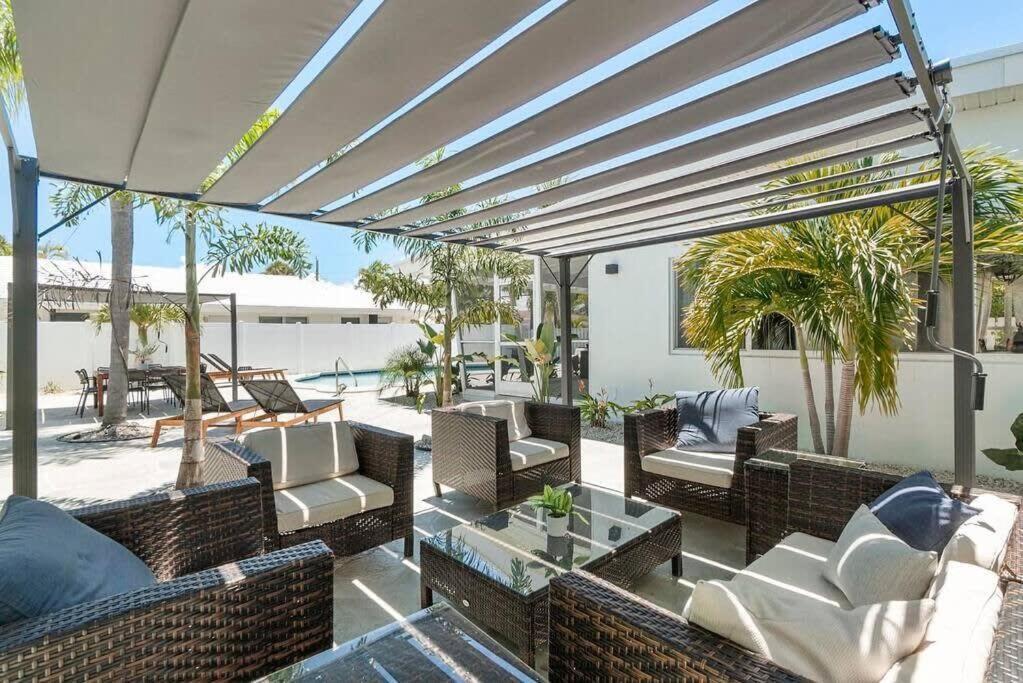 Apartment Together But With Privacy 3 Units And Private Pool Fort Lauderdale