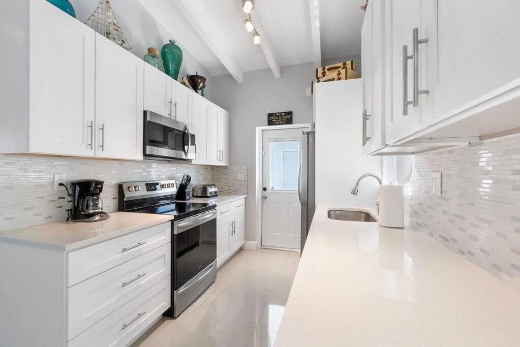 Together But With Privacy 3 Units And Private Pool *