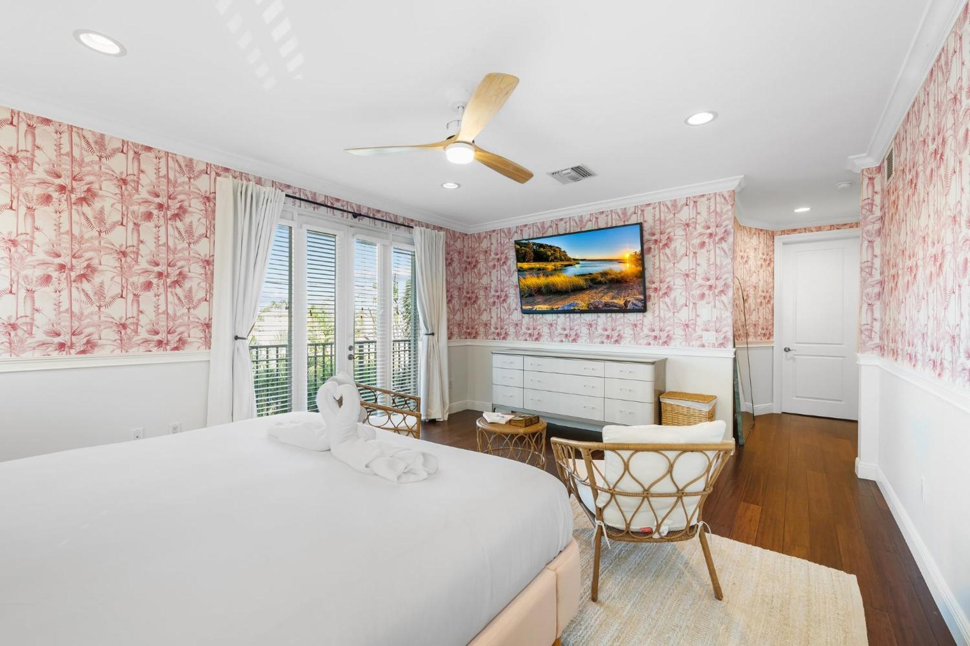 The Betty! Fort Lauderdale