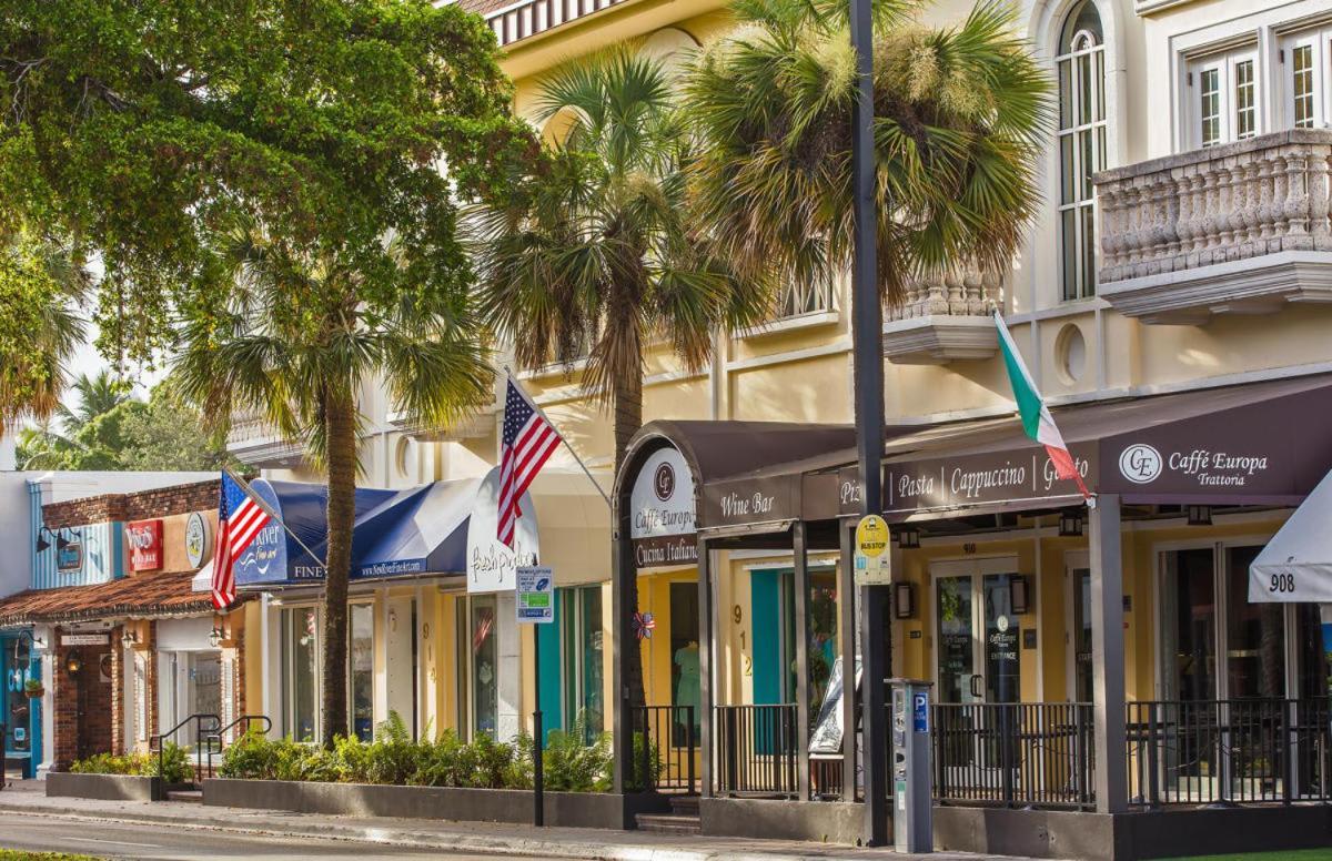 Las Olas Luxury Mediterranean Waterfront Mansion Holiday home Fort Lauderdale