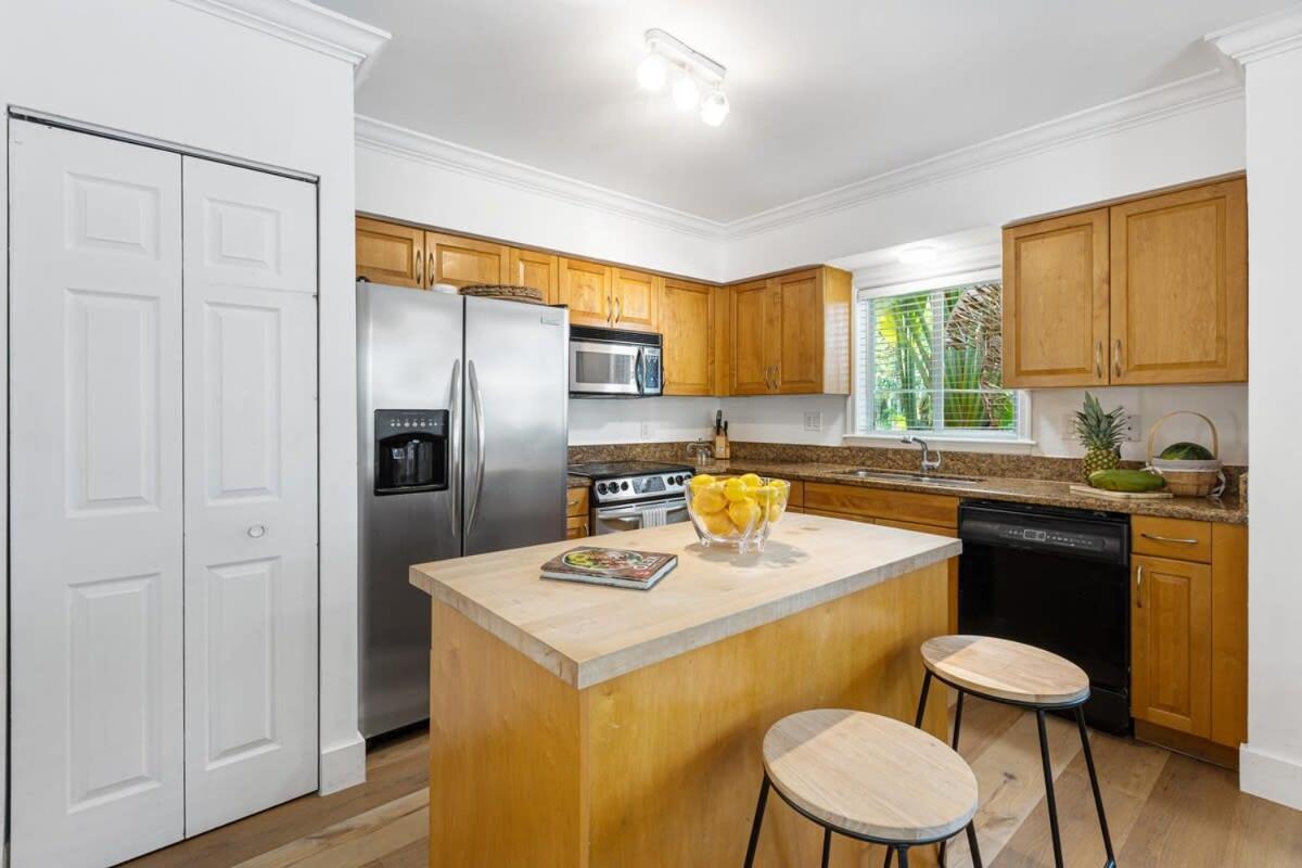 Spacious In Olas Blvd Apartment Fort Lauderdale