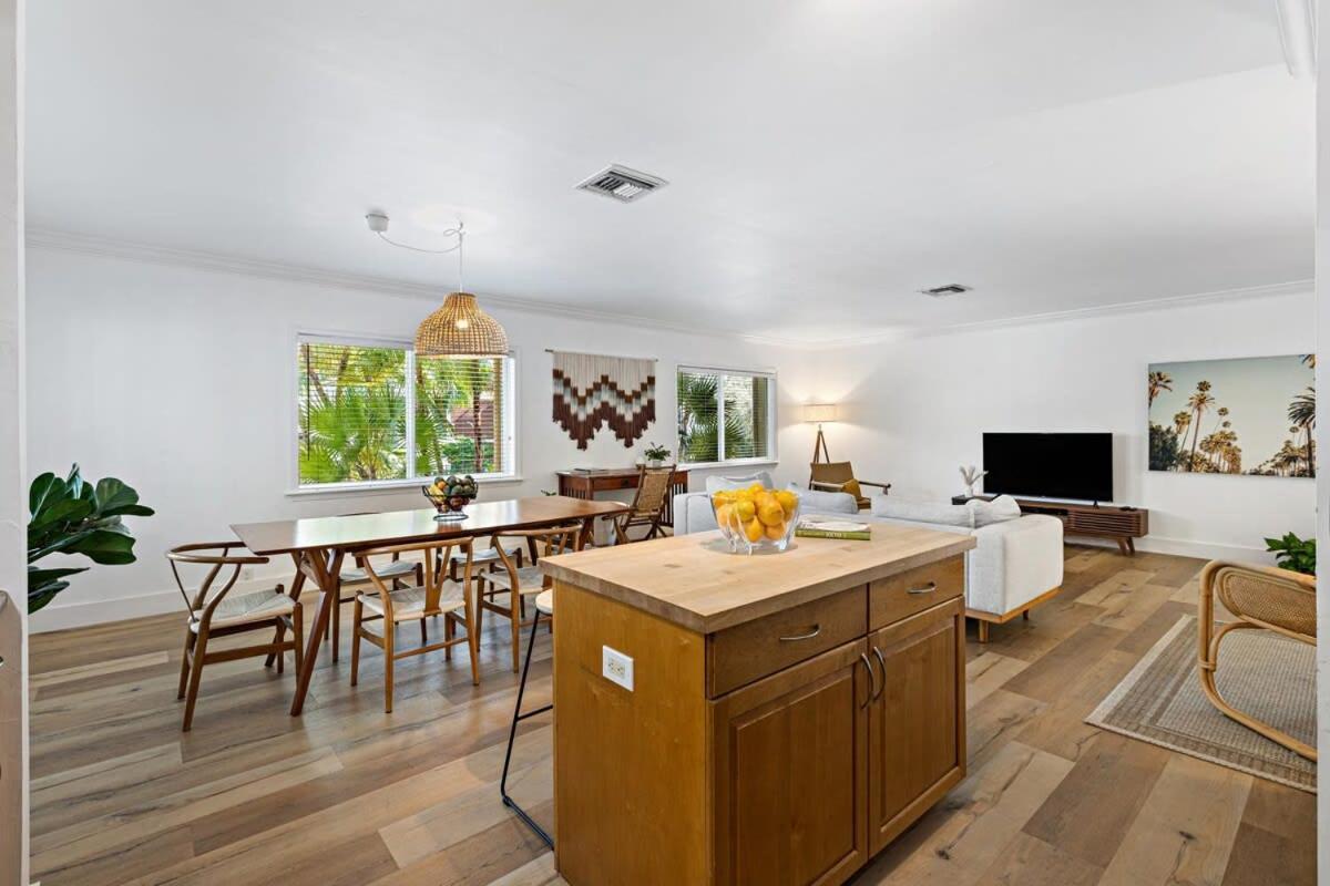 Spacious In Olas Blvd Fort Lauderdale