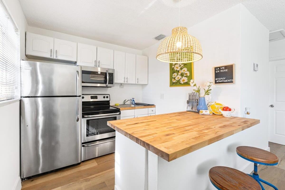 Lovely 2 Bedroom In Sailboat Bend Holiday home Fort Lauderdale