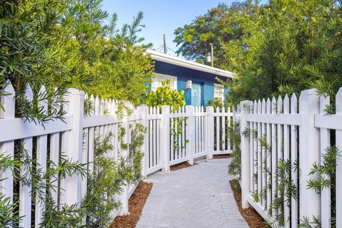 Stylish 2 Bedroom - Close To Riverwalk Holiday home