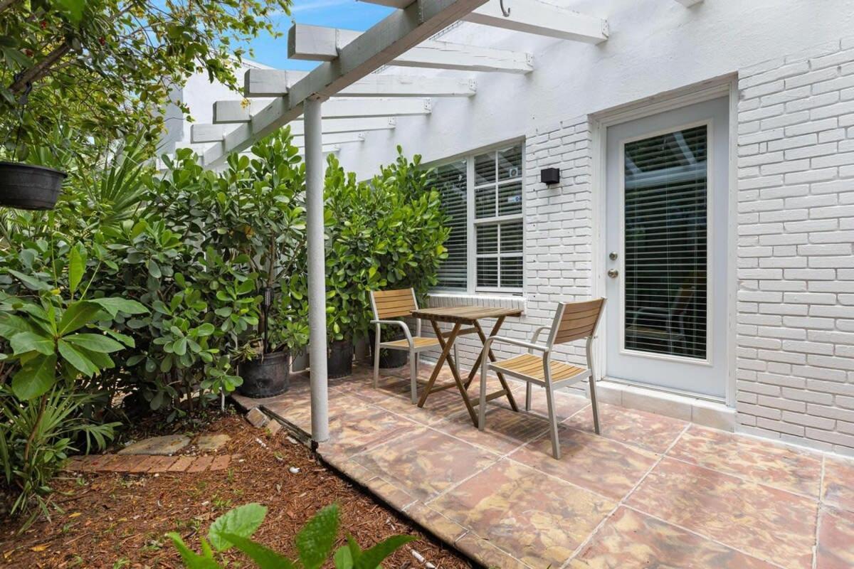 Lovely In The Heart Of Victoria Park Holiday home *