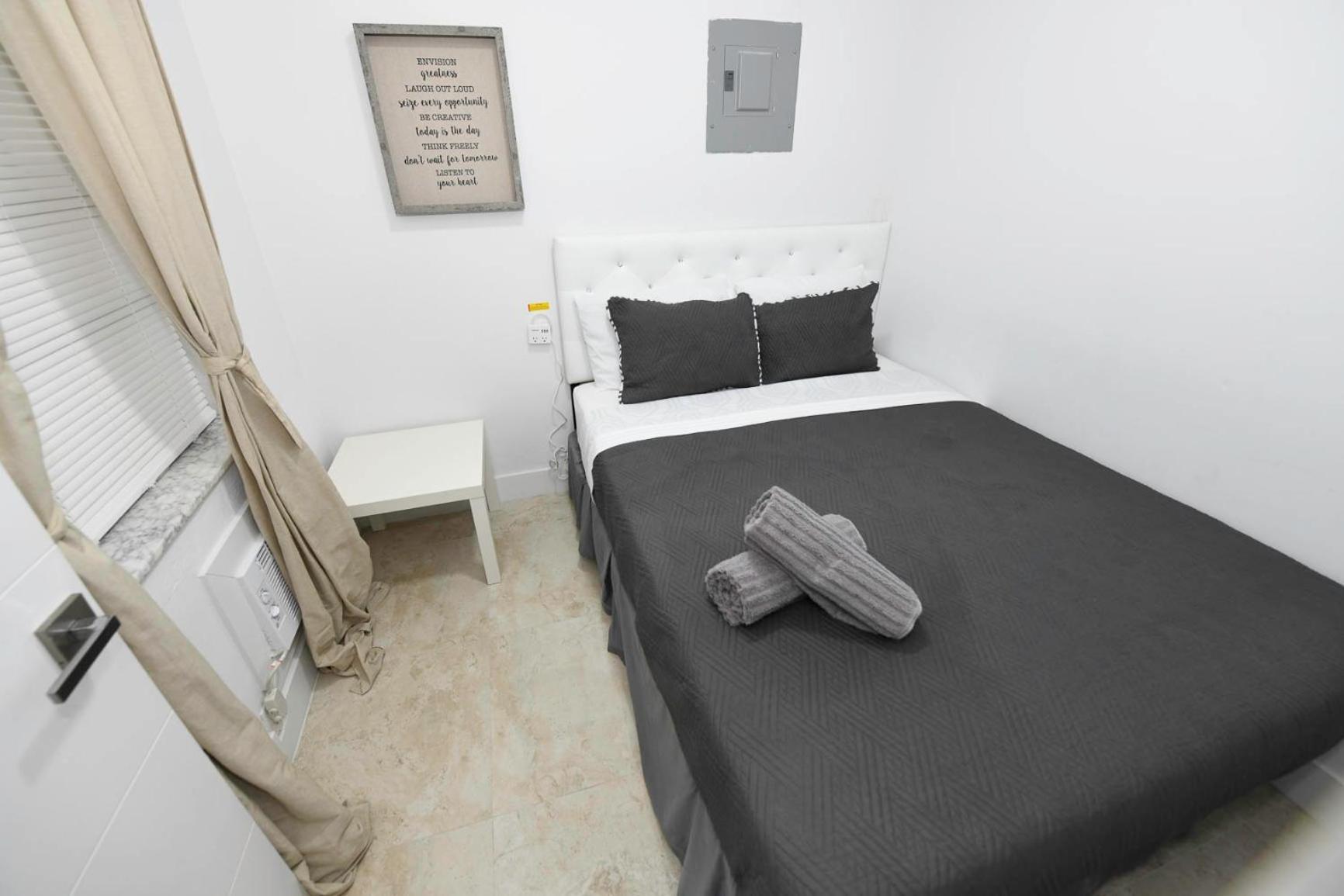 4-plex * Fort Lauderdale