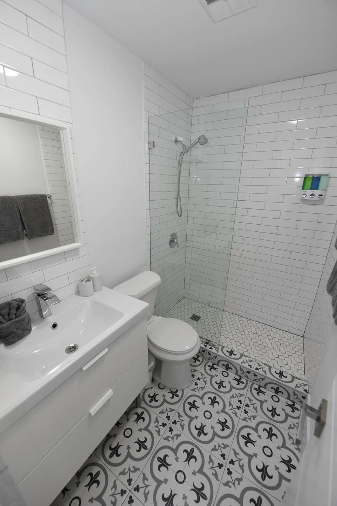Apartment 4-plex *