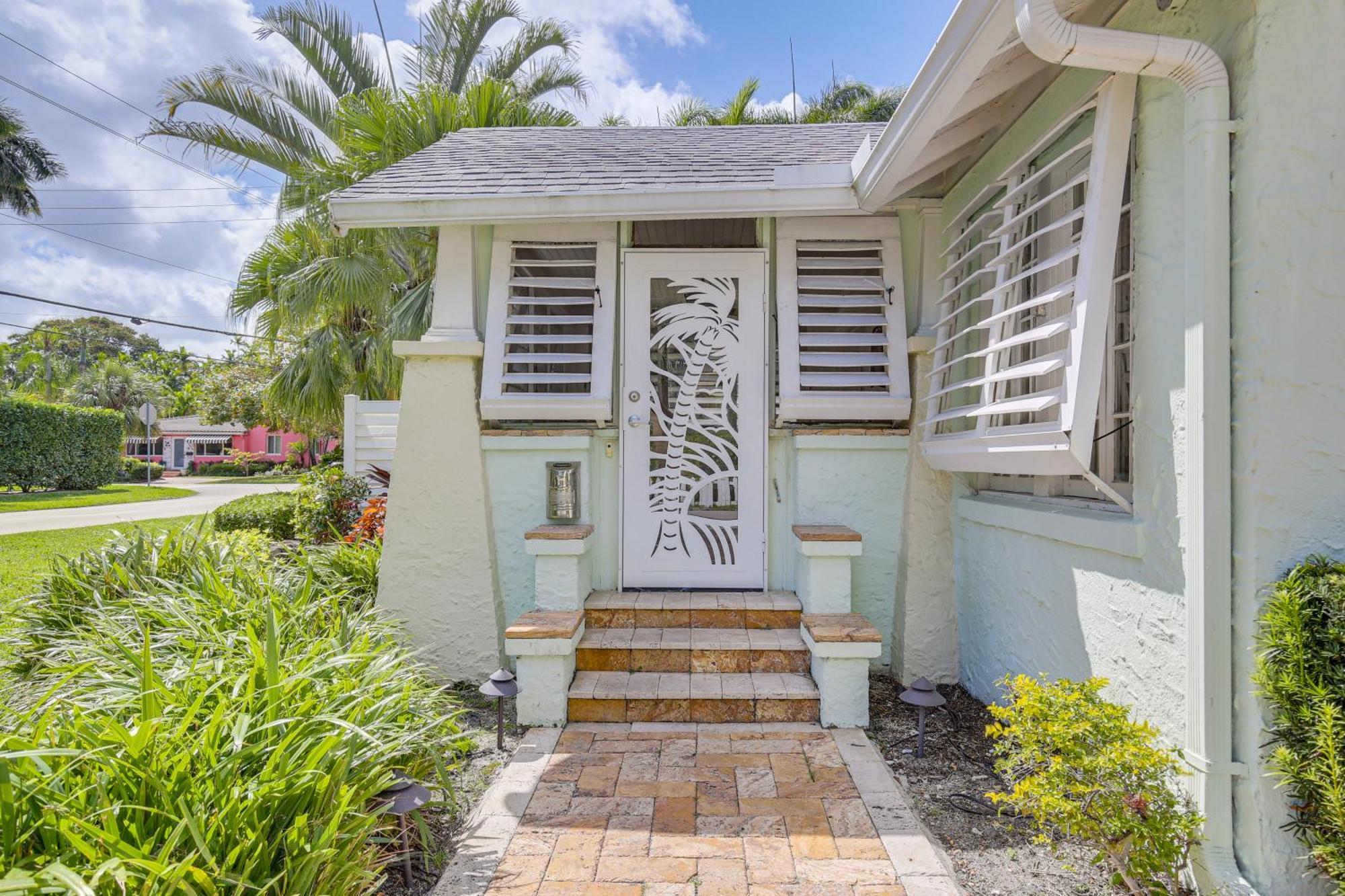 Lauderdale Oasis With Pool About 2 Mi To Beach!