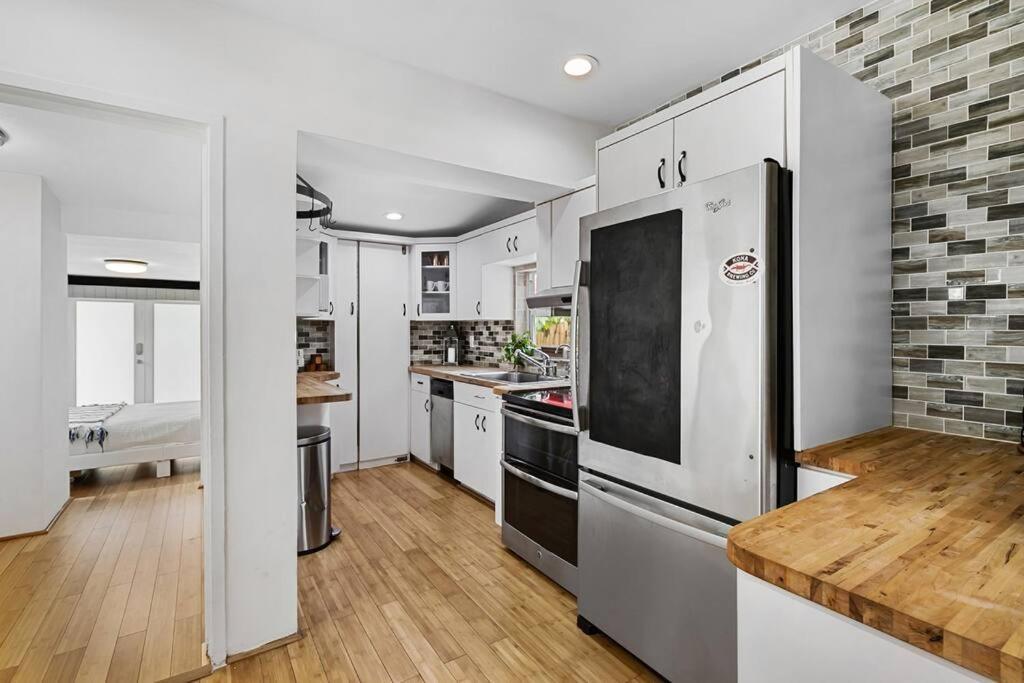 Perfect Fll Location With Putting Fort Lauderdale