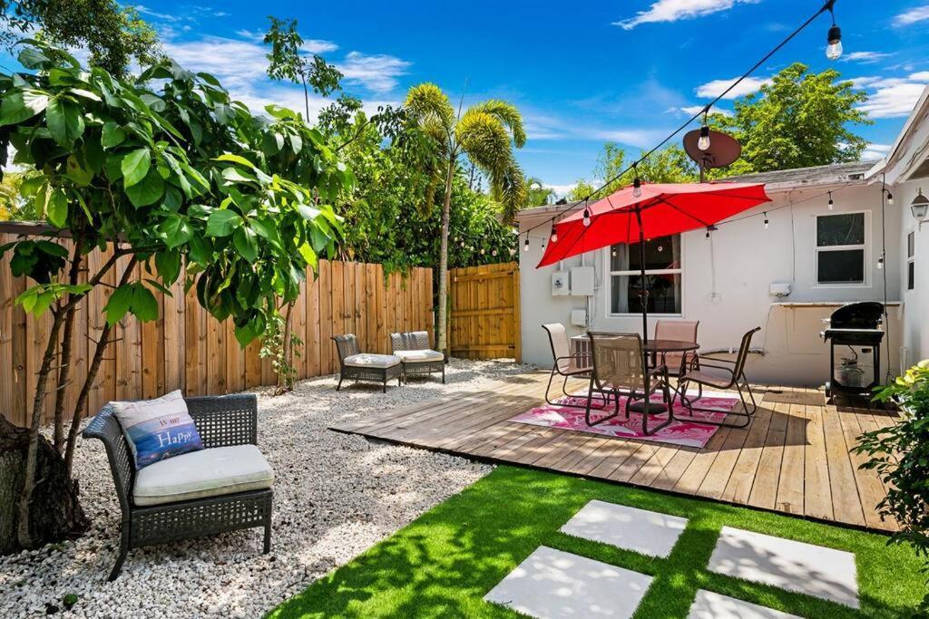 Perfect Fll Location With Putting Holiday home