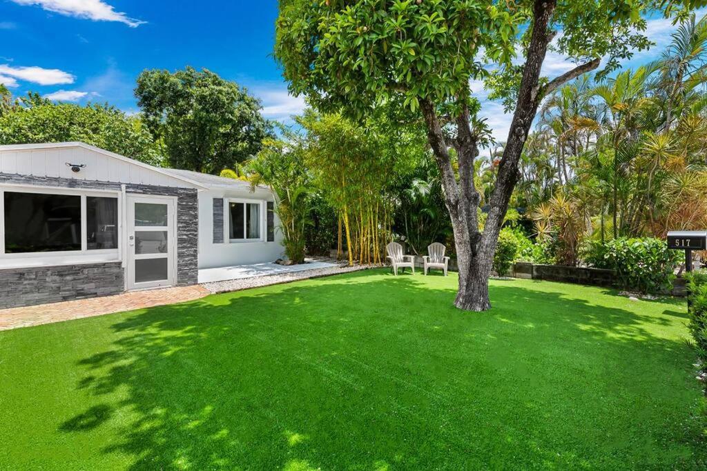 Perfect Fll Location With Putting * Fort Lauderdale