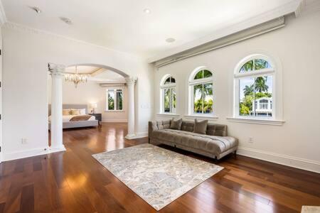 Las Olas Luxury Mediterranean Waterfront Mansion *