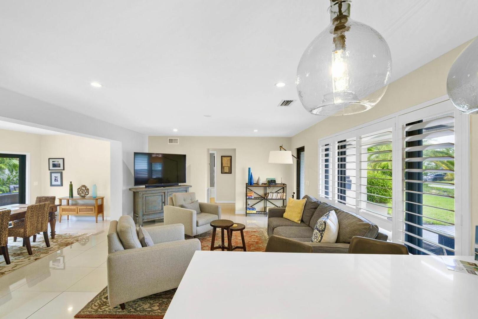Holiday home Relax In Luxury - 3 Bed, 2 Bath Oasis With Pool
