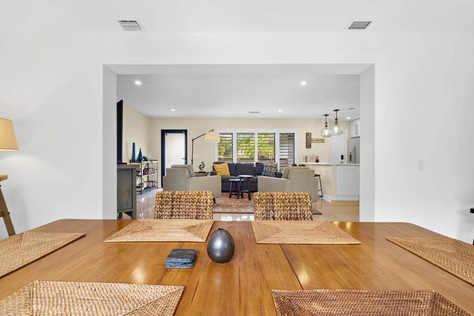 Relax In Luxury - 3 Bed, 2 Bath Oasis With Pool * Fort Lauderdale