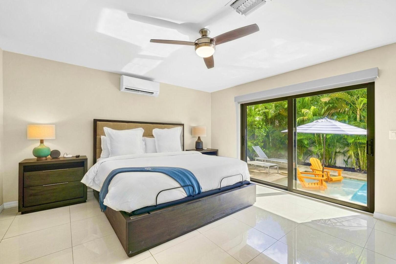 Relax In Luxury - 3 Bed, 2 Bath Oasis With Pool Holiday home