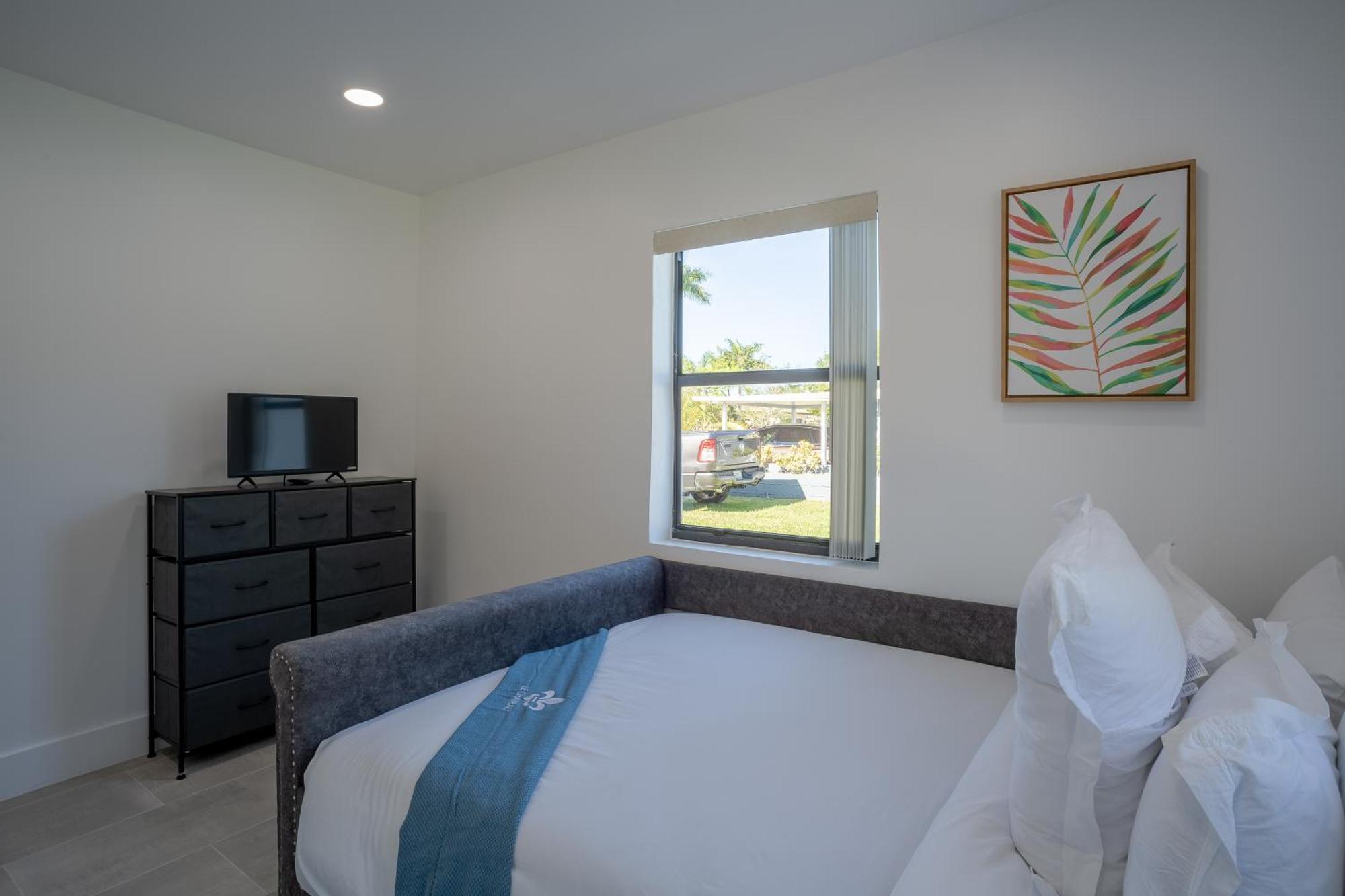 Spacious 3br 2 Baths Amazing Pool Area! Holiday home Fort Lauderdale