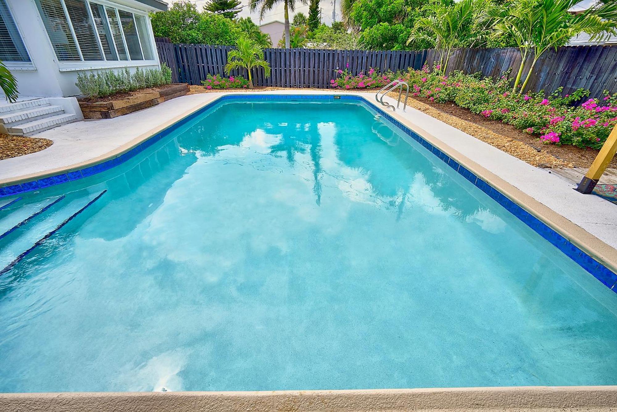 Santorini Pool House Wilton Manors Walk To The Dr Holiday home *