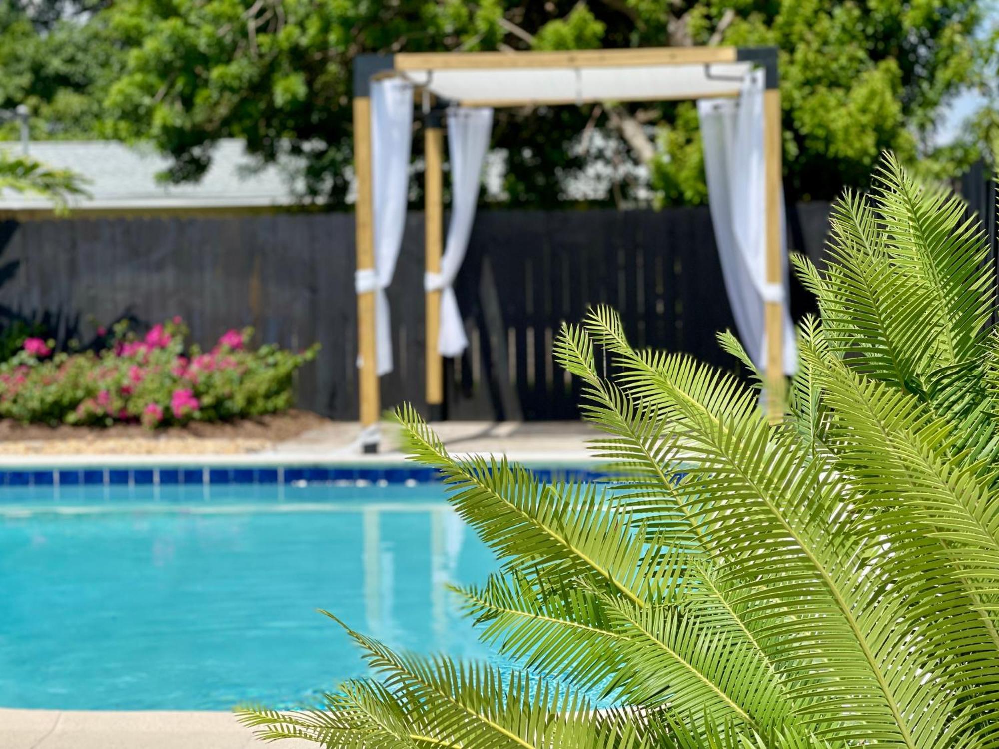 Holiday home Santorini Pool House Wilton Manors Walk To The Dr Fort Lauderdale