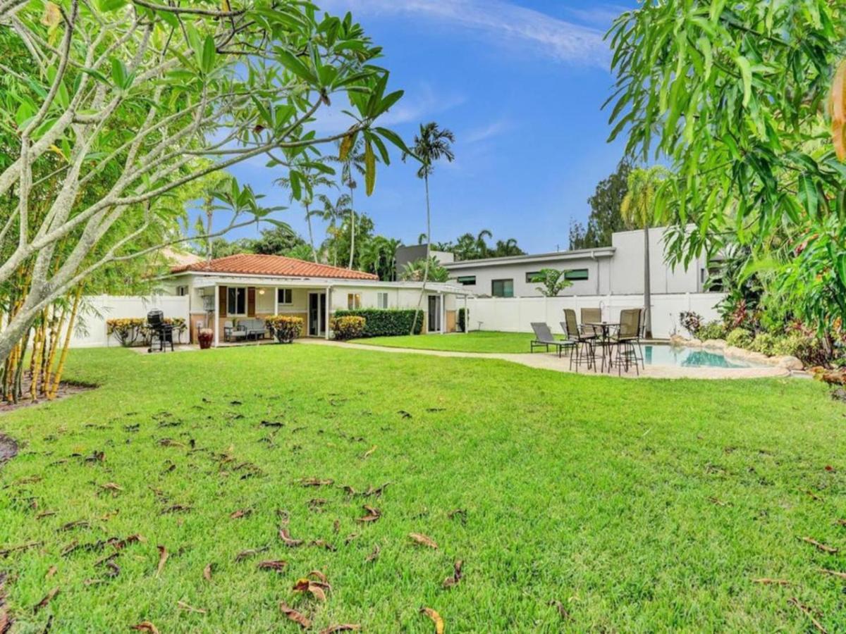 Holiday home 3 Min. Walk To Wilton Drive, Pool And Huge Yard Fort Lauderdale